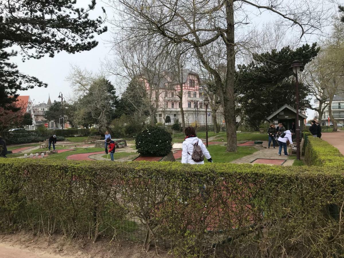 Zee Vakantievilla Begijnhof 5 De Haan Nieuwmunster Buitenkant foto